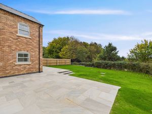Rear Garden / Patio- click for photo gallery